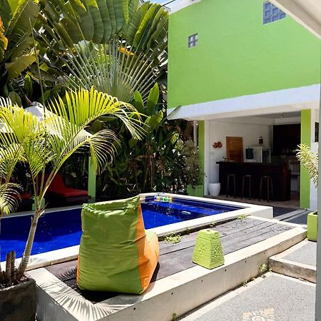 Urban Jungle Beach House Canggu  Exterior photo